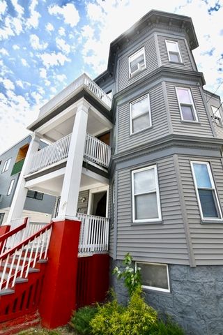 42 Colonial Ave 2, Boston, MA 02124