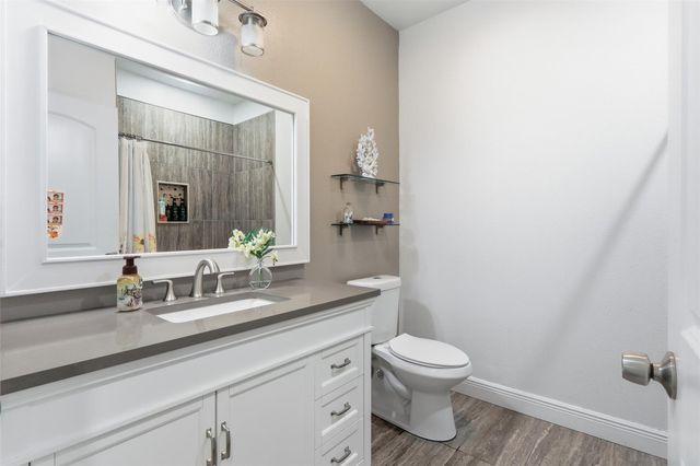 12306 Penn Street, Crosby, TX 77532