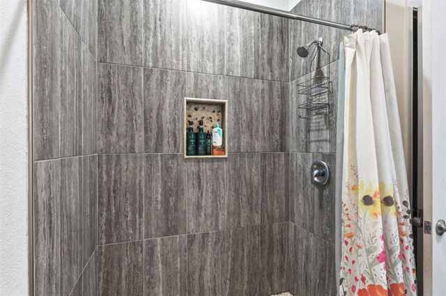 12306 Penn Street, Crosby, TX 77532