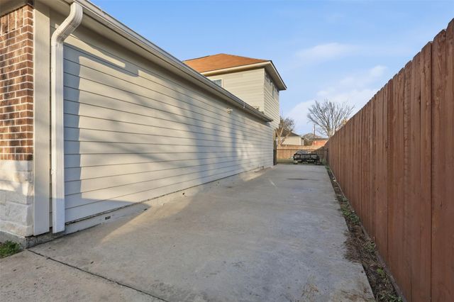 12306 Penn Street, Crosby, TX 77532