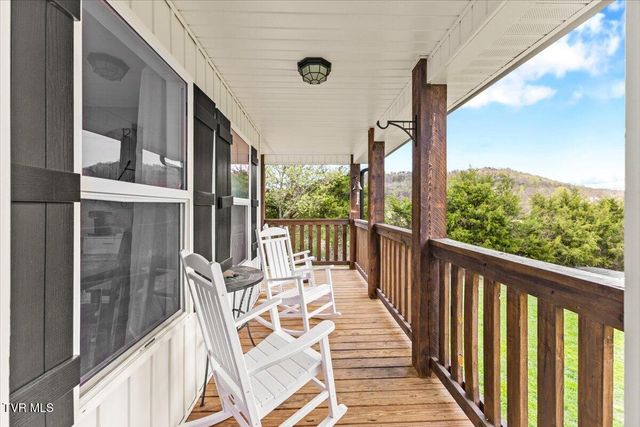 250 Burnetts Chapel Lane, Greeneville, TN 37743