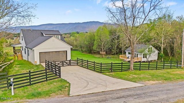 250 Burnetts Chapel Lane, Greeneville, TN 37743