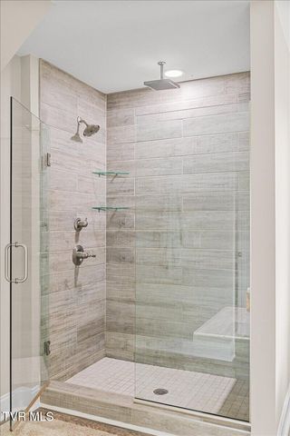 250 Burnetts Chapel Lane, Greeneville, TN 37743