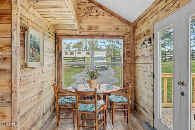 250 Burnetts Chapel Lane, Greeneville, TN 37743