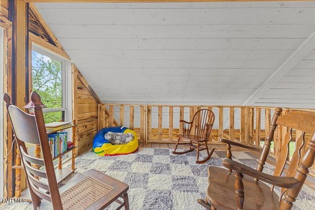 250 Burnetts Chapel Lane, Greeneville, TN 37743