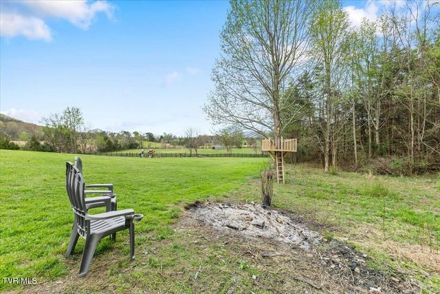 250 Burnetts Chapel Lane, Greeneville, TN 37743