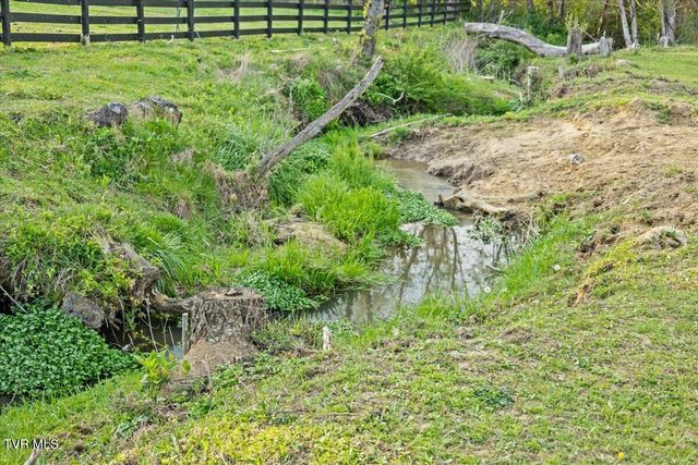 250 Burnetts Chapel Lane, Greeneville, TN 37743