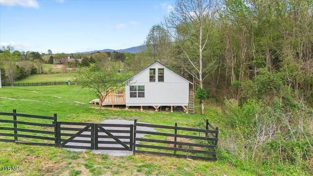250 Burnetts Chapel Lane, Greeneville, TN 37743