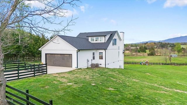 250 Burnetts Chapel Lane, Greeneville, TN 37743