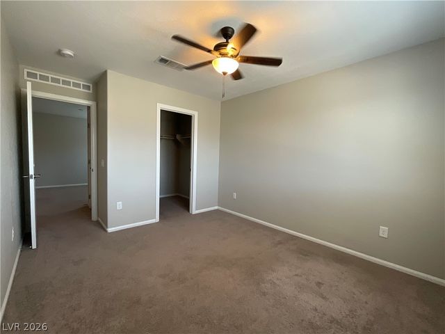 18 Pivot Avenue, North Las Vegas, NV 89031