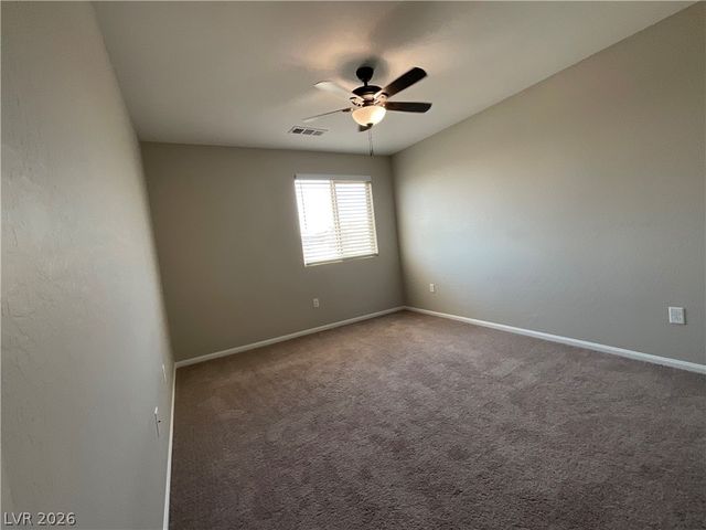 18 Pivot Avenue, North Las Vegas, NV 89031