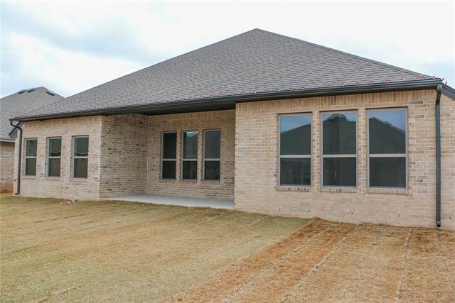 632 Honey Springs Lane, Shawnee, OK 74804