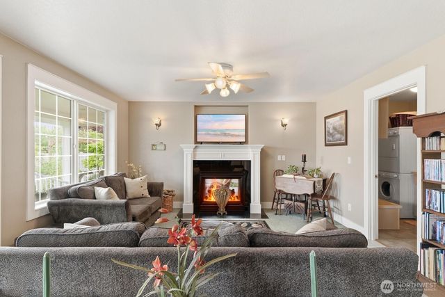 1156 Semanski Street, Enumclaw, WA 98022