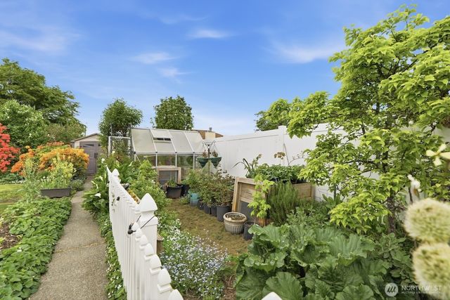 1156 Semanski Street, Enumclaw, WA 98022