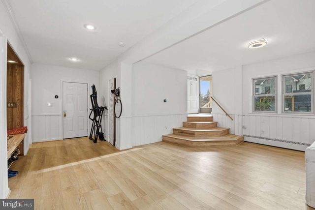 3717 N NELSON ST, Arlington, VA 22207