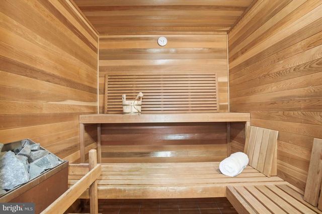 3717 N NELSON ST, Arlington, VA 22207