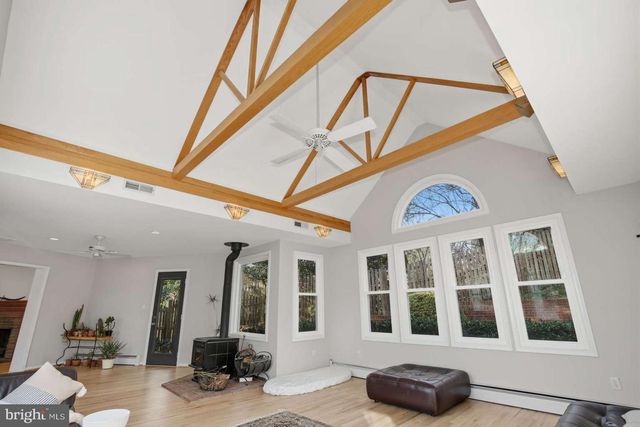 3717 N NELSON ST, Arlington, VA 22207