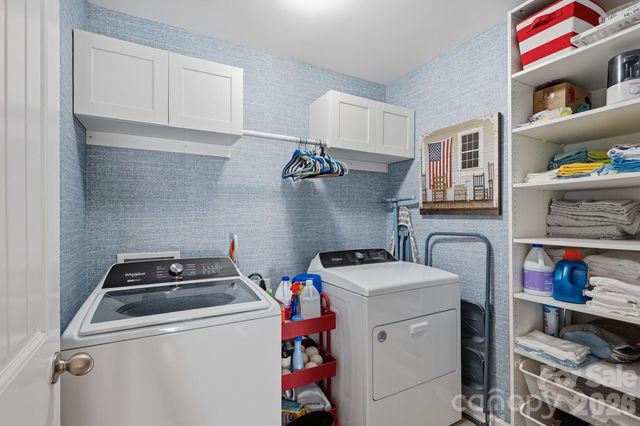 3127 Kelsey Plaza, Kannapolis, NC 28081