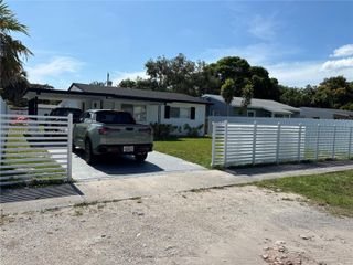 1336 NW 6th Ave, Fort Lauderdale, FL 33311