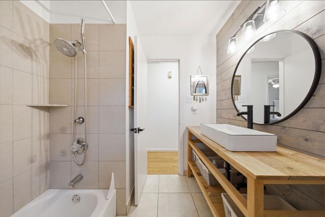 7962 Cedel Drive, Houston, TX 77055