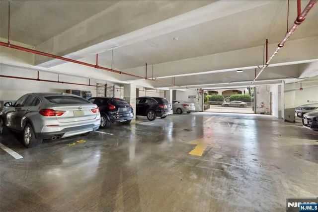 5711 Jeff Street 410, West New York, NJ 07093