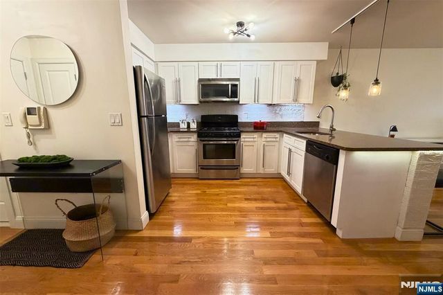 5711 Jeff Street 410, West New York, NJ 07093