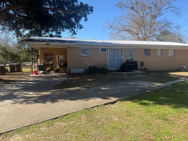 400 Marie, Ashford, AL 36312