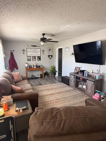 400 Marie, Ashford, AL 36312