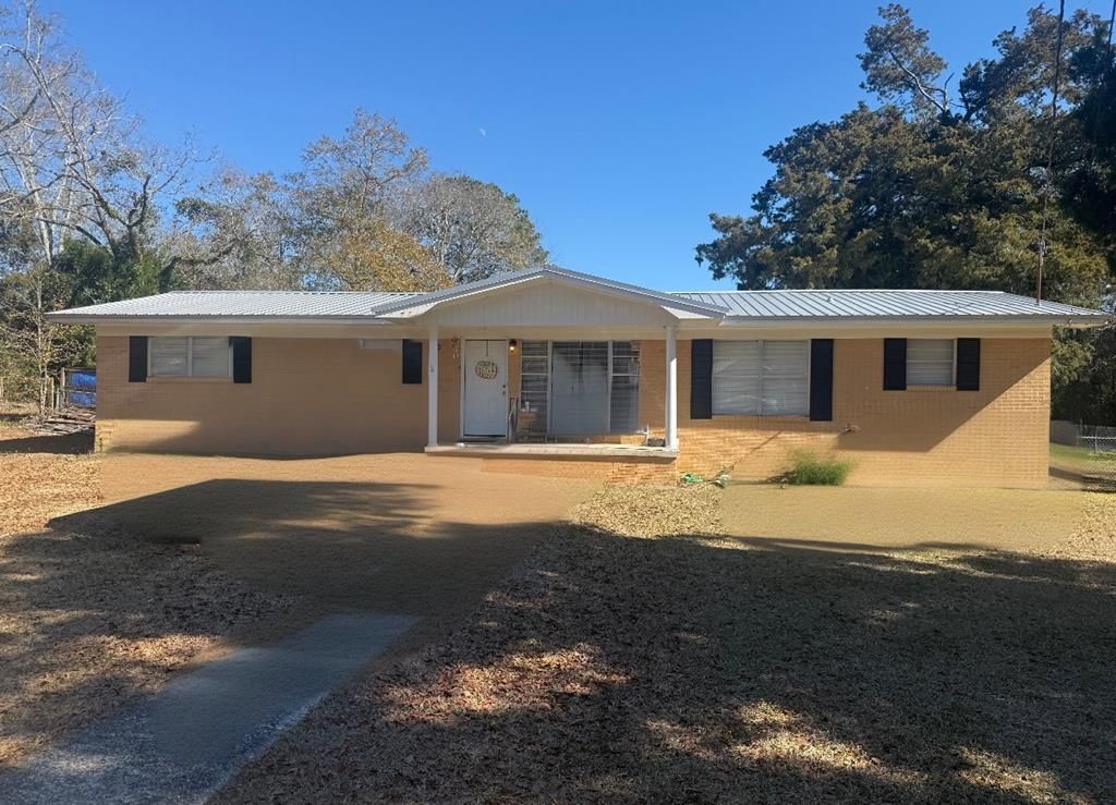 400 Marie, Ashford, AL 36312