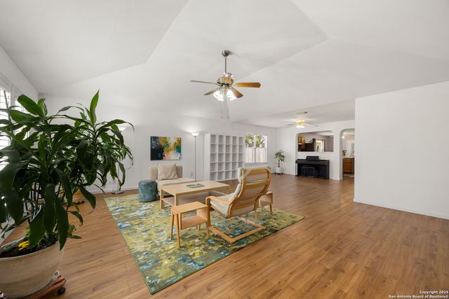 15522 Spring Coral, San Antonio, TX 78247