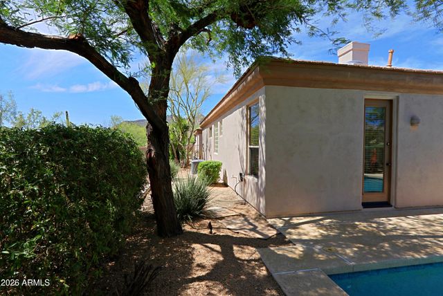 7051 E SLEEPY OWL Way, Scottsdale, AZ 85266