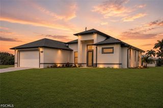1701 NW 24th PL, Cape Coral, FL 33993