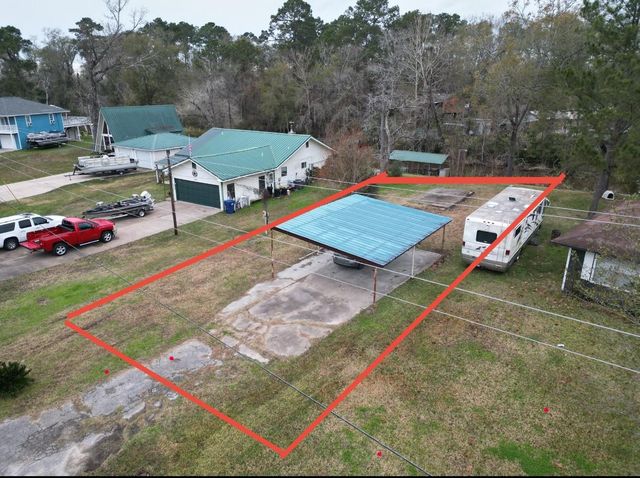 662 Tallow Street, Onalaska, TX 77360