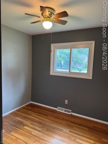 1285 W Oregon Street, Lapeer, MI 48446