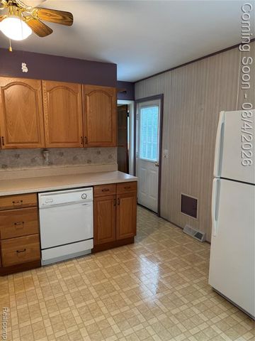 1285 W Oregon Street, Lapeer, MI 48446