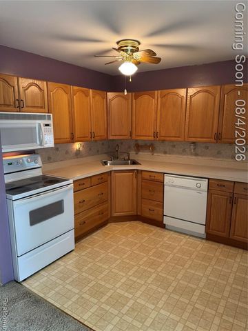 1285 W Oregon Street, Lapeer, MI 48446