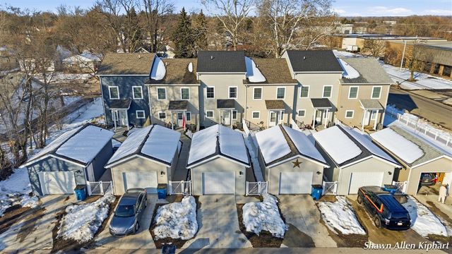 164 Wexford Street, Grand Rapids, MI 49548