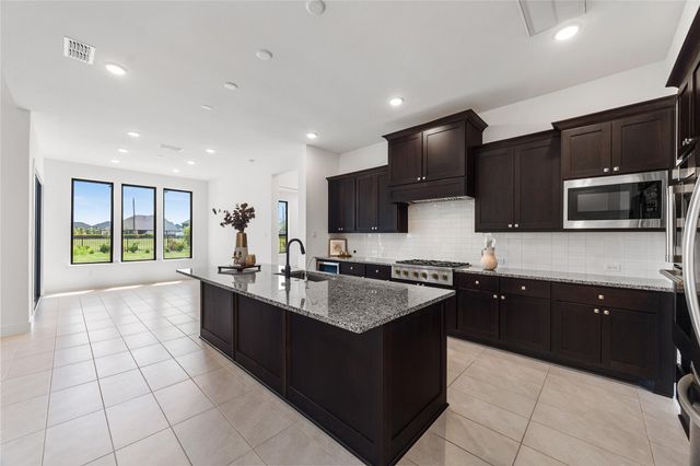 307 May Meadow Lane, Richmond, TX 77406