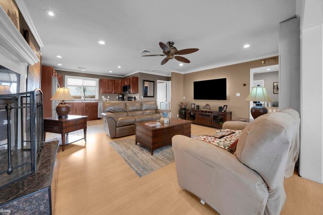 7054 Middle Channel Lane, Clay Twp, MI 48028