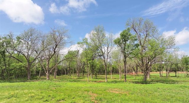 2 Wild Horse Creek, Luther, OK 73054
