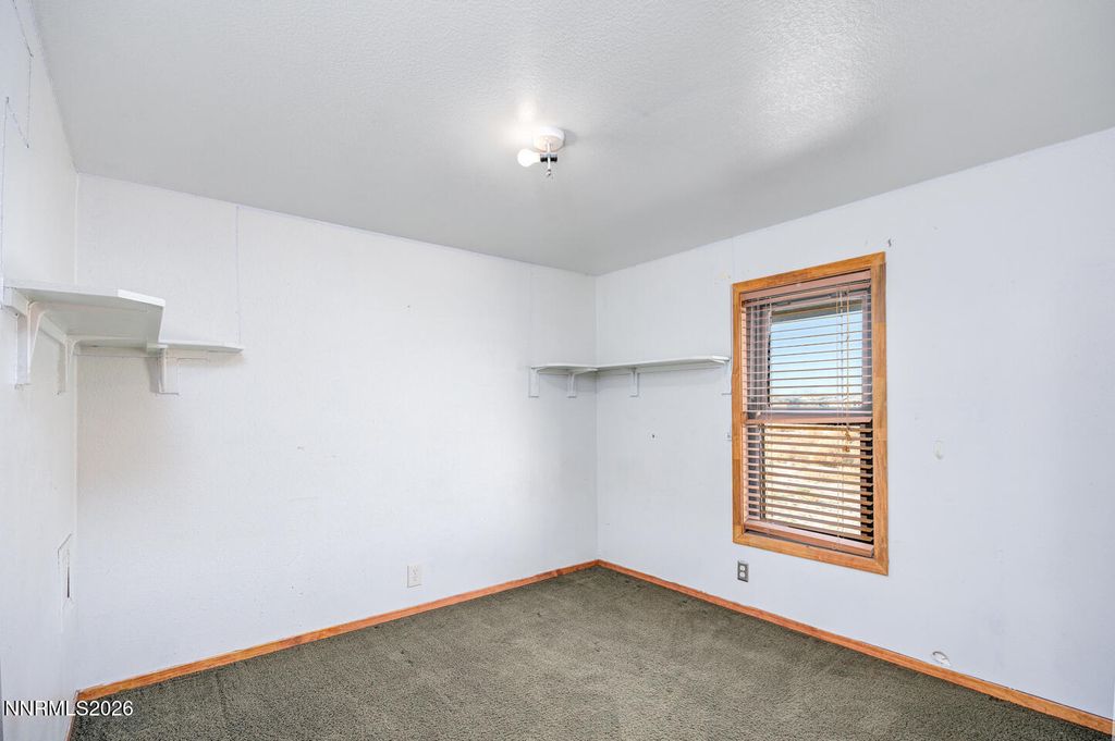 Image 11 of property listing at 5465 Caleb Drive, Fallon, NV 89406