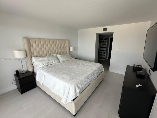555 NE 15th Street 10I, Miami, FL 33132
