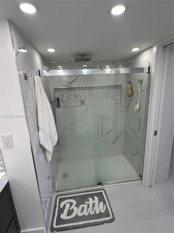 555 NE 15th Street 10I, Miami, FL 33132