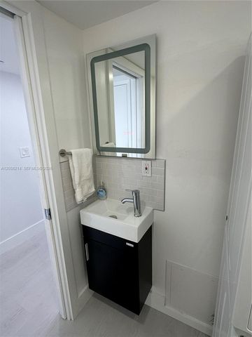 555 NE 15th Street 10I, Miami, FL 33132