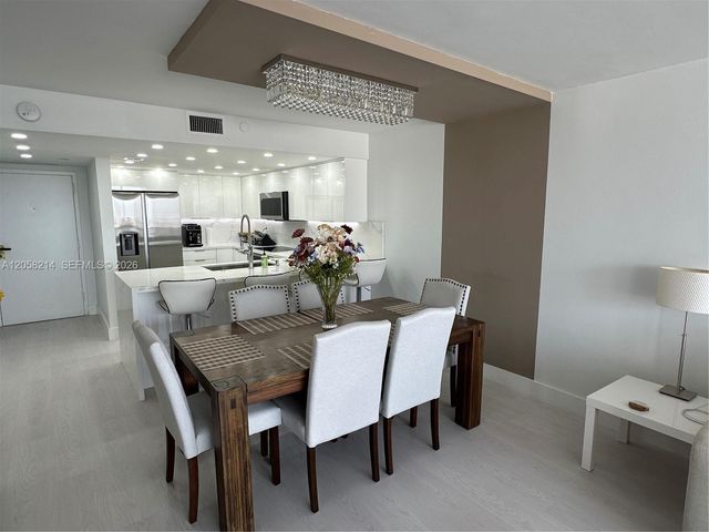 555 NE 15th Street 10I, Miami, FL 33132