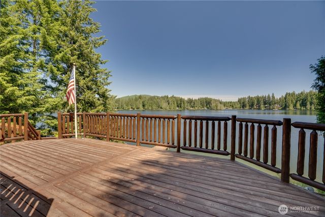 4744 Panther Lake Road W, Bremerton, WA 98312