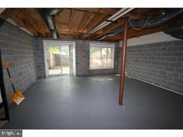 827 HIGH STREET, Norristown, PA 19401
