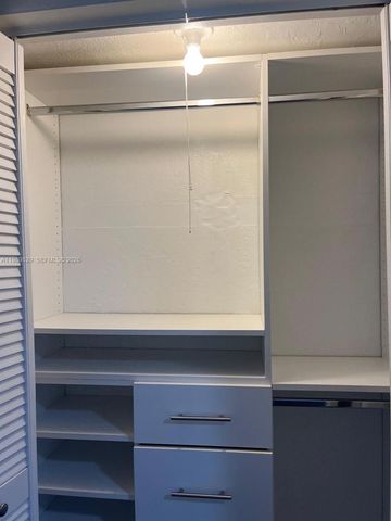 9260 Bay Harbor Ter 24, Bay Harbor Islands, FL 33154