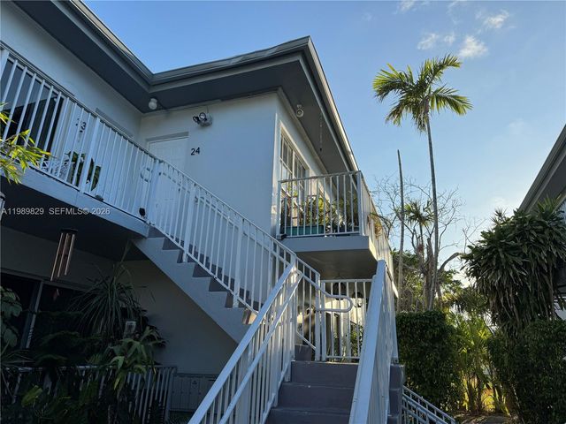 9260 Bay Harbor Ter 24, Bay Harbor Islands, FL 33154