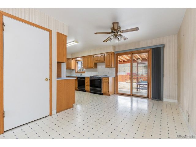 3095 S Zurich Ct, Denver, CO 80236